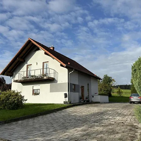 Mit Terrasse Dom wakacyjny *
