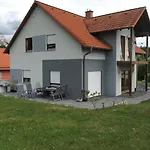 度假居 Mit Terrasse