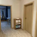 度假居 Mit Terrasse 布鲁克